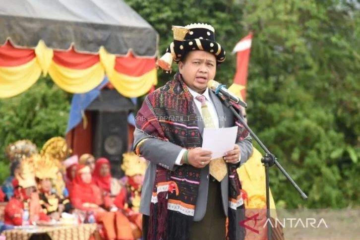 Jawab Jeritan Warga, Bupati Tapsel Gelontorkan Rp 4,6 M Perbaiki Jalan Luat Harangan