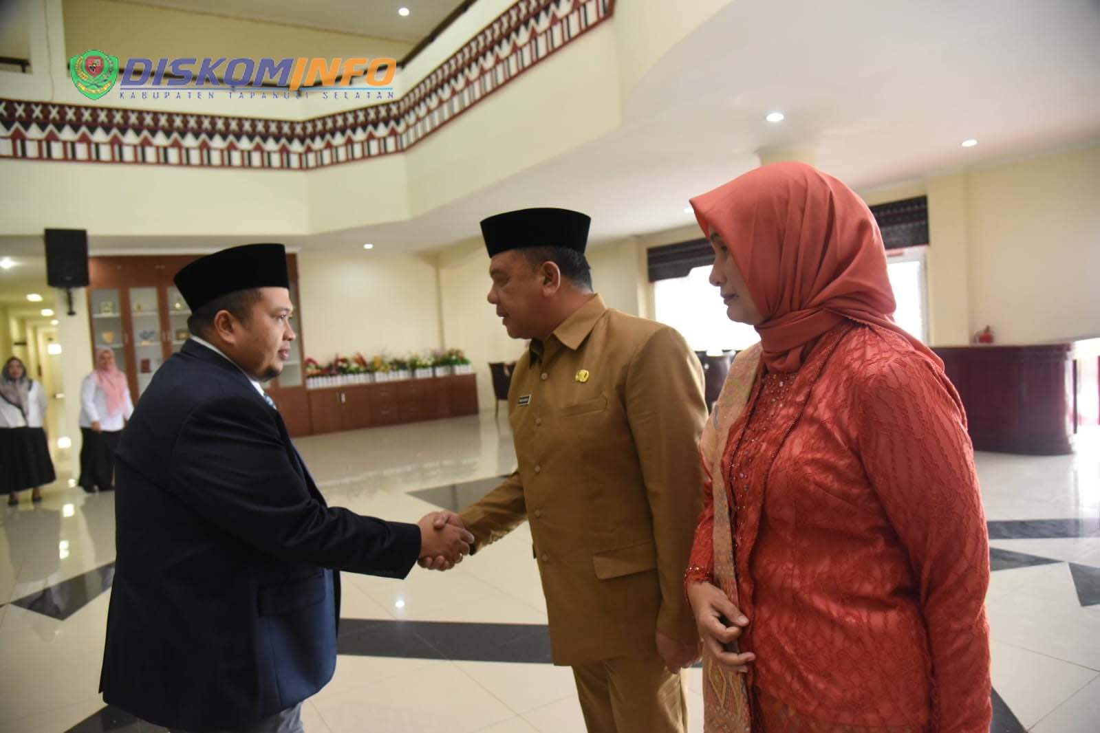 Bupati Dolly Lantik Parlindungan Harahap Sebagai Penjabat Sekda Tapsel