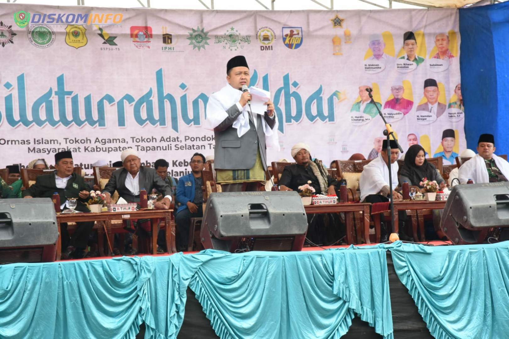 Masyarakat Mendukung Bupati Dolly Lanjutkan Kepemimpinan 2024 – 2029