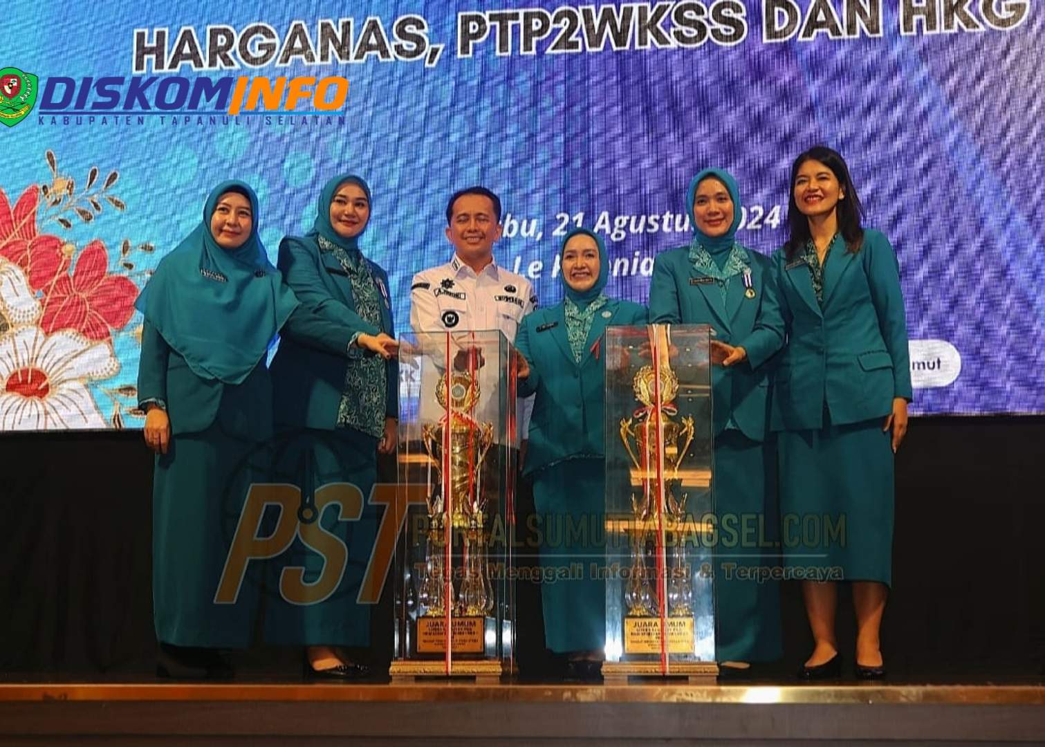 TP PKK Tapsel Kembali Meraih Beberapa Prestasi Dalam Perlombaan Harganas Tingkat Provsu