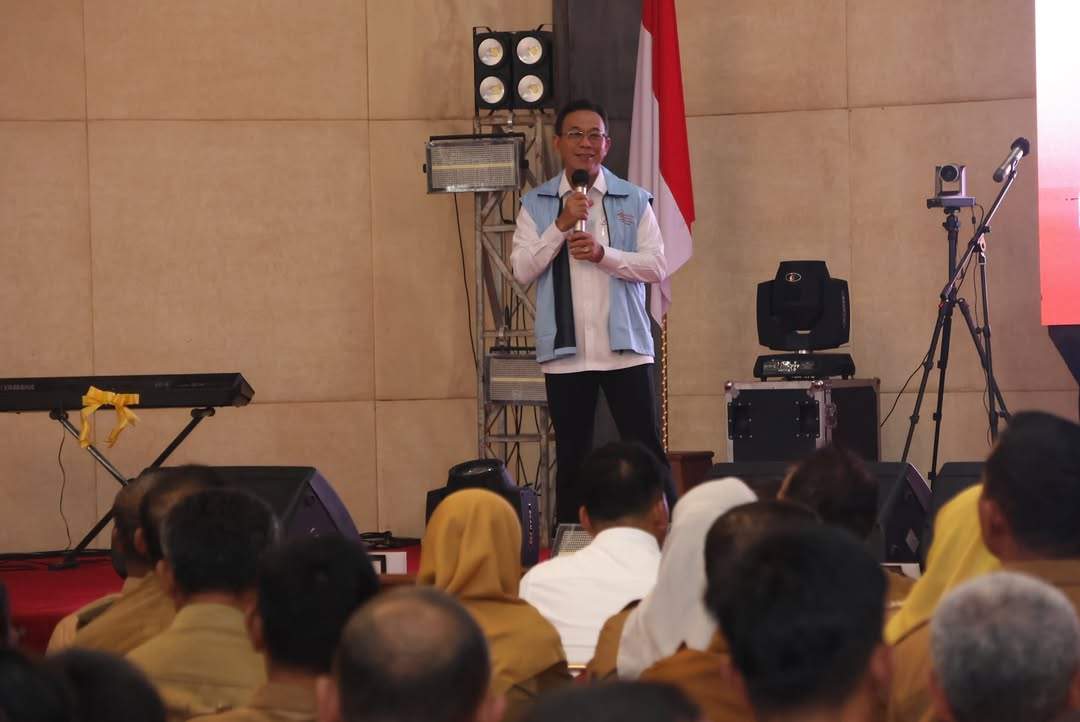 Bupati Tapsel Ikuti Peluncuran Koperasi Merah Putih Secara Nasional