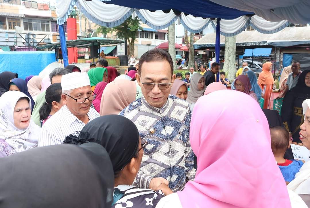 Gerakan Pasar Murah di Sipirok, Bupati Tapsel : Tidak Boleh Ada Beras Oplosan Untuk Rakyat