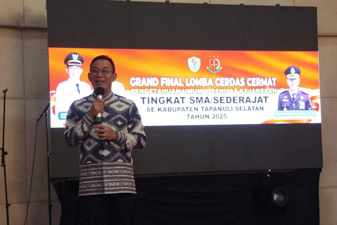 Bupati Hadiri Grand Final Lomba Cerdas Cermat dan Paduan Suara Tingkat SMA se-Tapsel