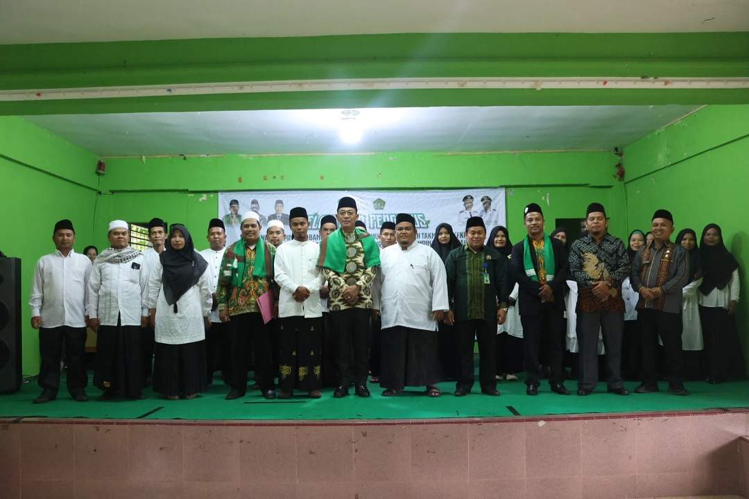 FKDT Tapsel Dilantik, Bupati Gus Irawan: Anggaran Dipotong, Tapi Komitmen ke Pendidikan Tak Berubah