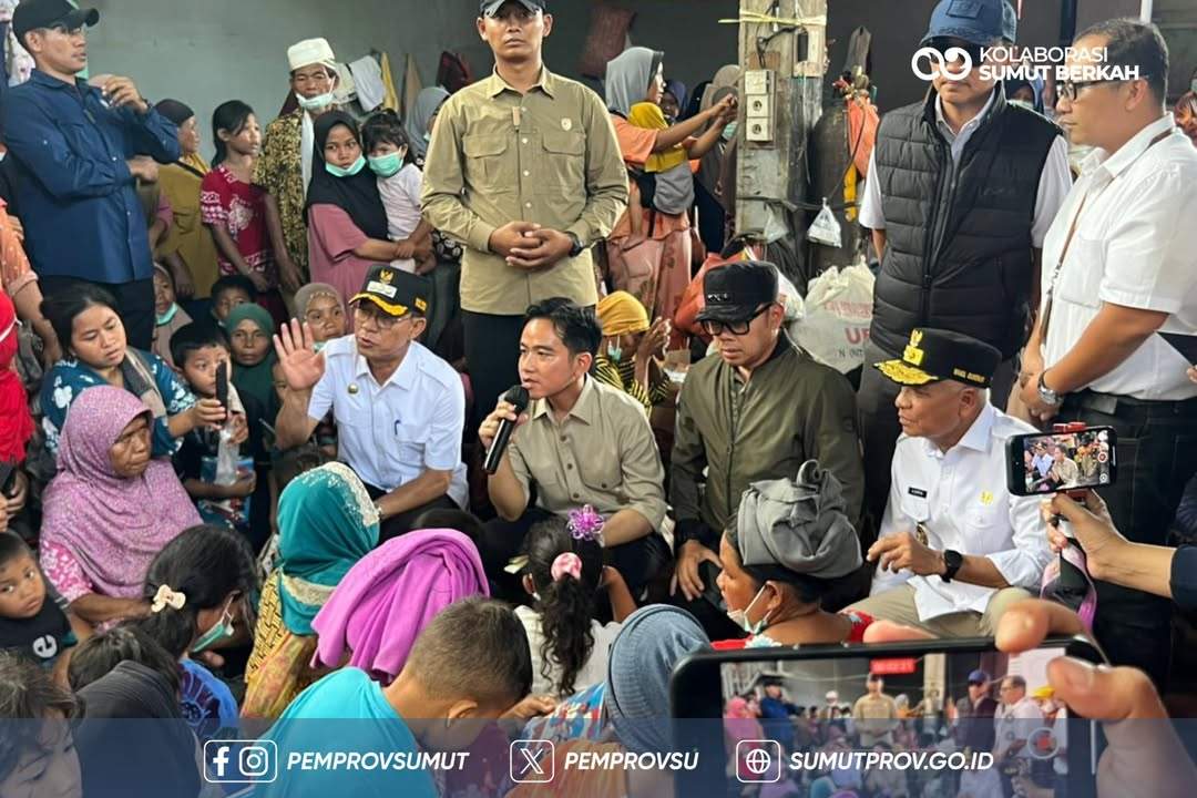 Wagub Sumut Dampingi Wapres RI Tinjau Lokasi Banjir dan Longsor di Tapsel