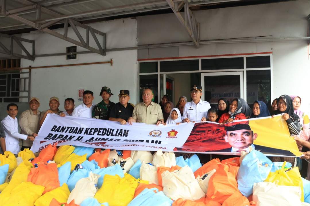 Ketua MPR RI Salurkan Bantuan untuk Korban Banjir dan Longsor di Tapsel