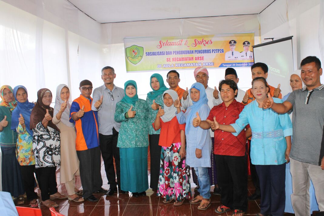 Ketua TP PKK Tapsel Hadiri Pengukuhan P2TP2A Desa/Kelurahan Se-Kecamatan Arse