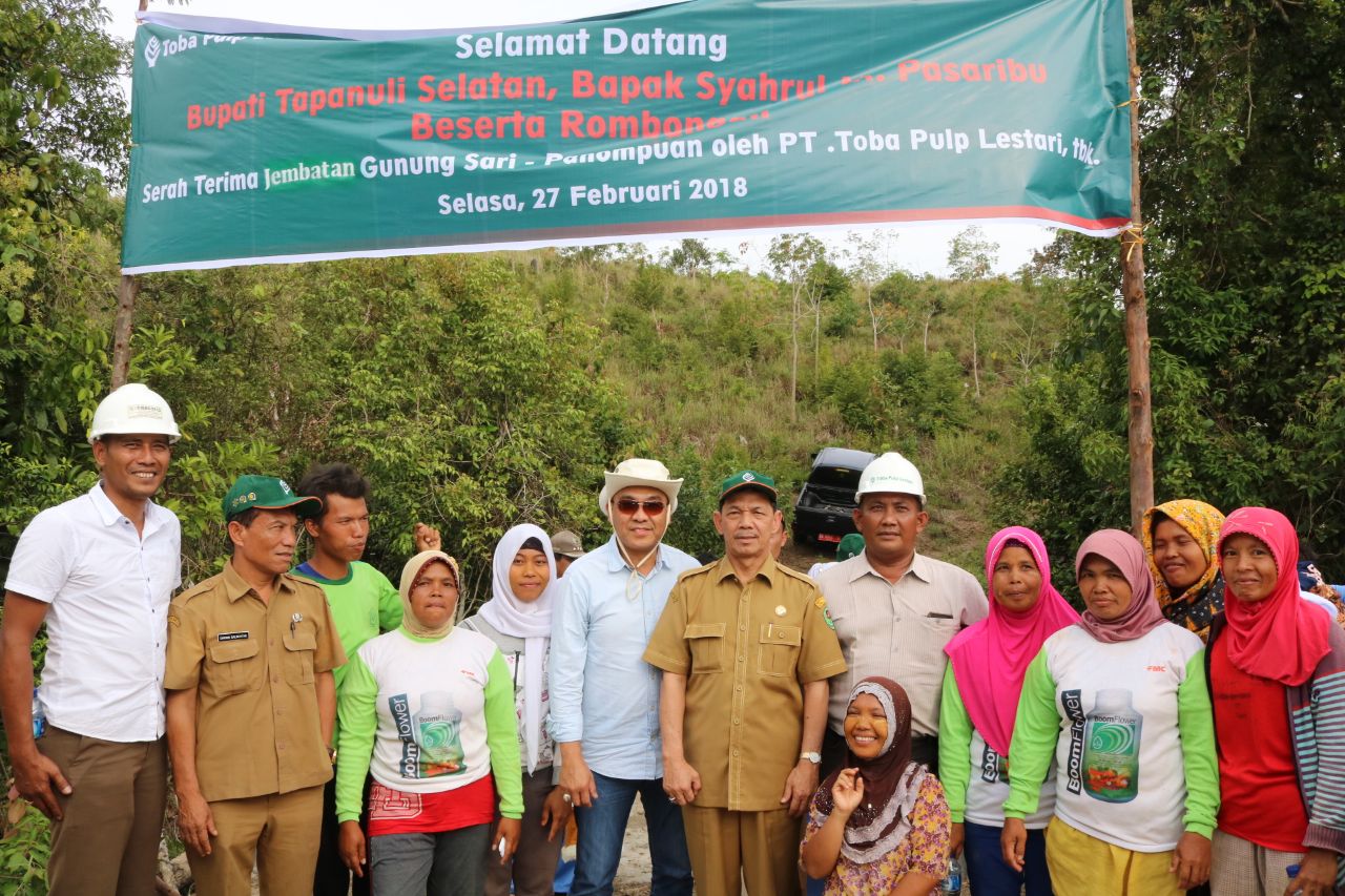 Bupati Resmikan Dua Unit Jembatan