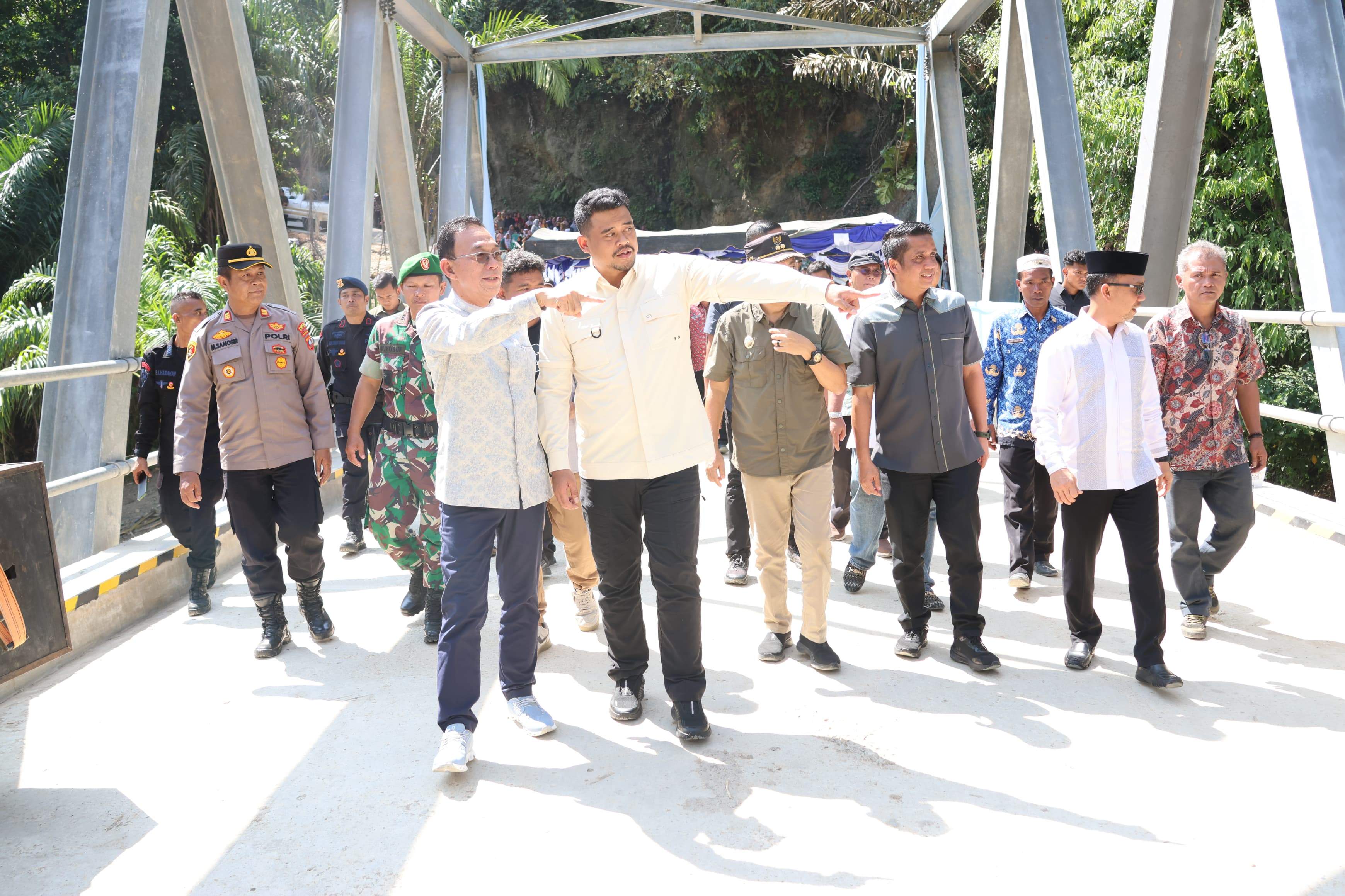 Percepatan Pembangunan Infrastruktur Dasar dan Konektivitas Wilayah.